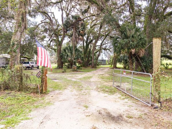 200 SE CR 55A, Old Town, FL 32680