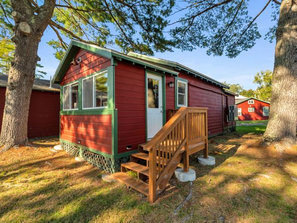1270 Lakeview Drive , Unit 15, China, ME 04358