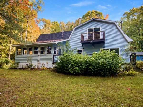 11781 Downs Drive, Leroy, MI 49655