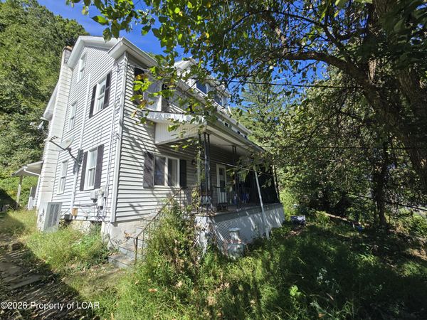 1021-1023 W Main Street, Plymouth, PA 18651