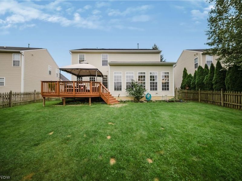 6160 W Breezeway Drive, North Ridgeville, OH 44039 Photo 3