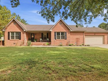 5970 Sandy Hill Drive, Paducah, KY 42003