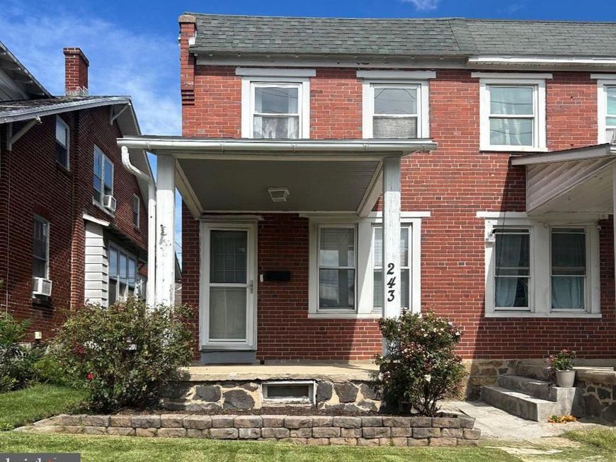 243 Madison Avenue, Reading, PA 19605 Main Photo