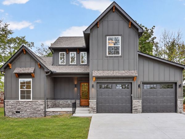 1104 S Graycroft Ave , Madison, TN 37115