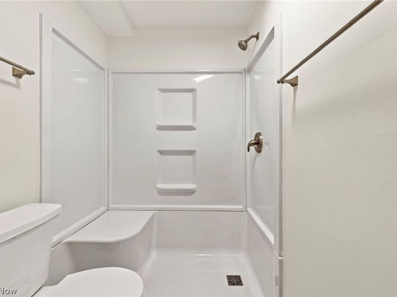 8507 N Akins Road, Unit 104, North Royalton, OH 44133 Photo 12