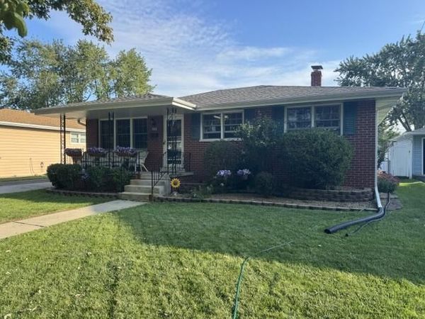 512 Osage Drive , Dyer, IN 46311