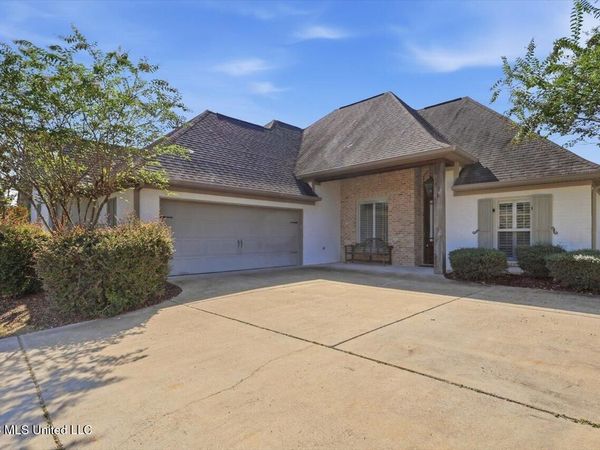 106 Elizabeth Drive, Brandon, MS 39042
