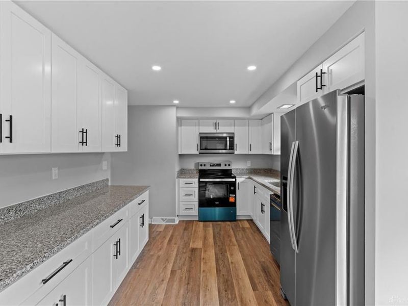 2340 Derr Road, Springfield, OH 45503 Photo 17