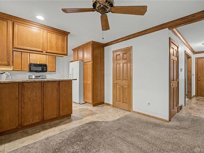5748 Mallard Drive, Huber Heights, OH 45424 Photo 15