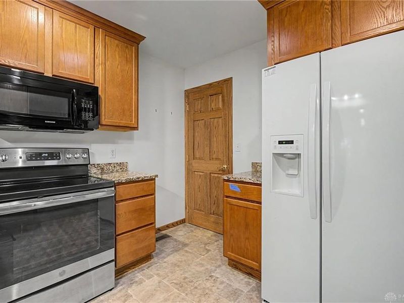 5748 Mallard Drive, Huber Heights, OH 45424 Photo 19