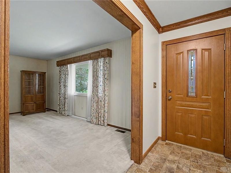 5748 Mallard Drive, Huber Heights, OH 45424 Photo 6