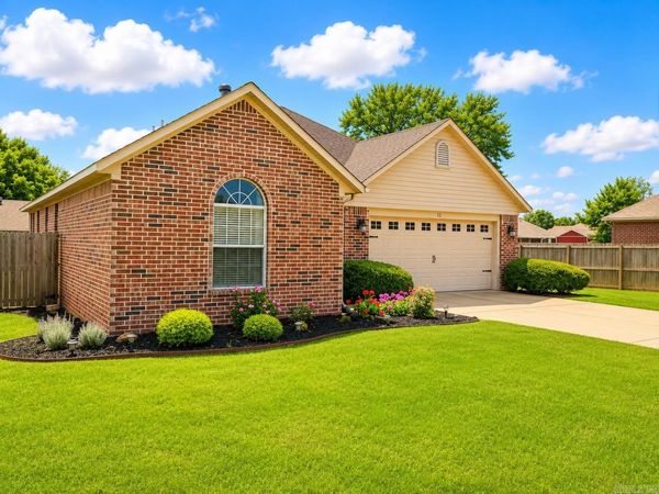 12 Sarah Court , Greenbrier, AR 72058