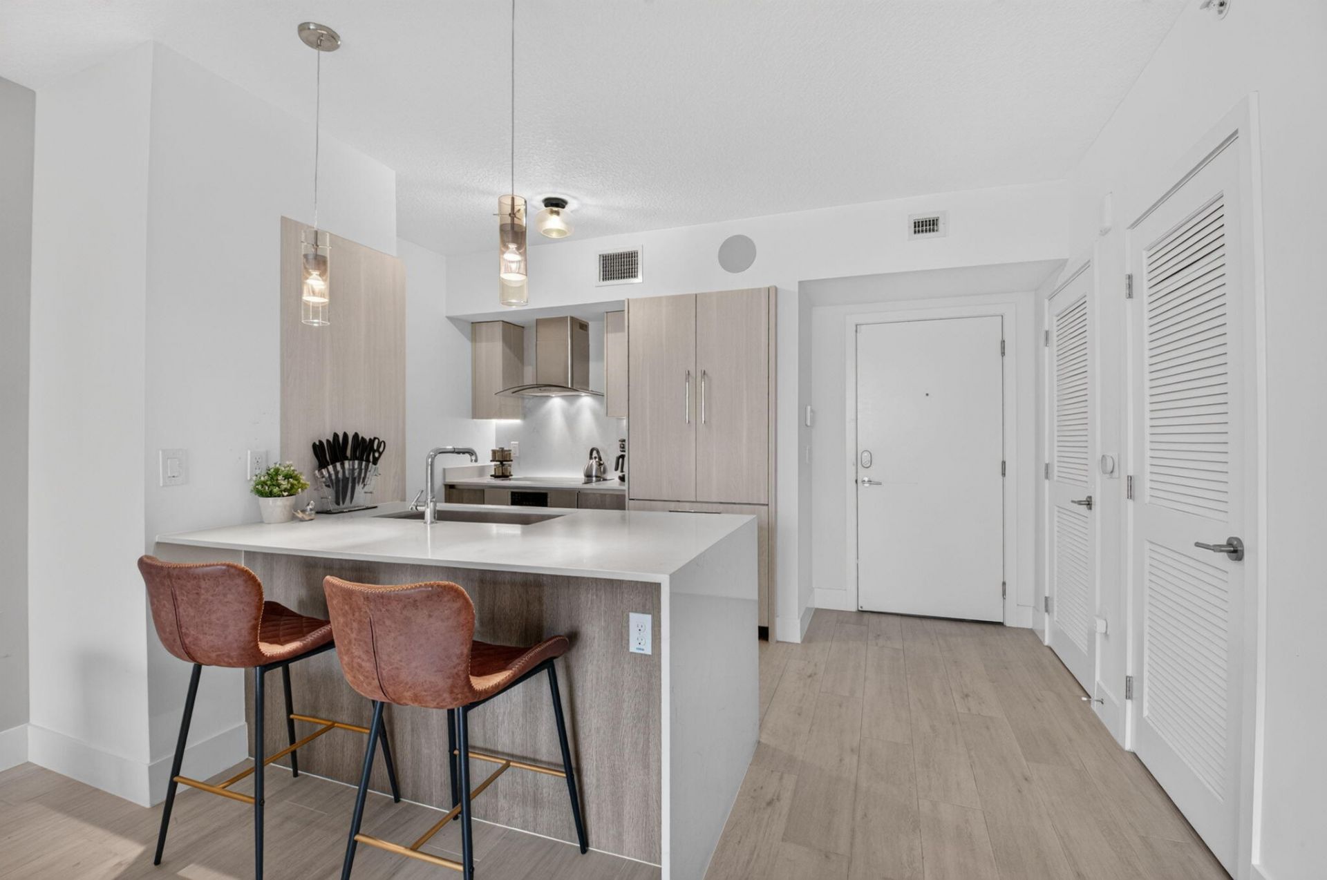 111 SE 1st Avenue, Unit 317, Delray Beach, FL 33444 Photo