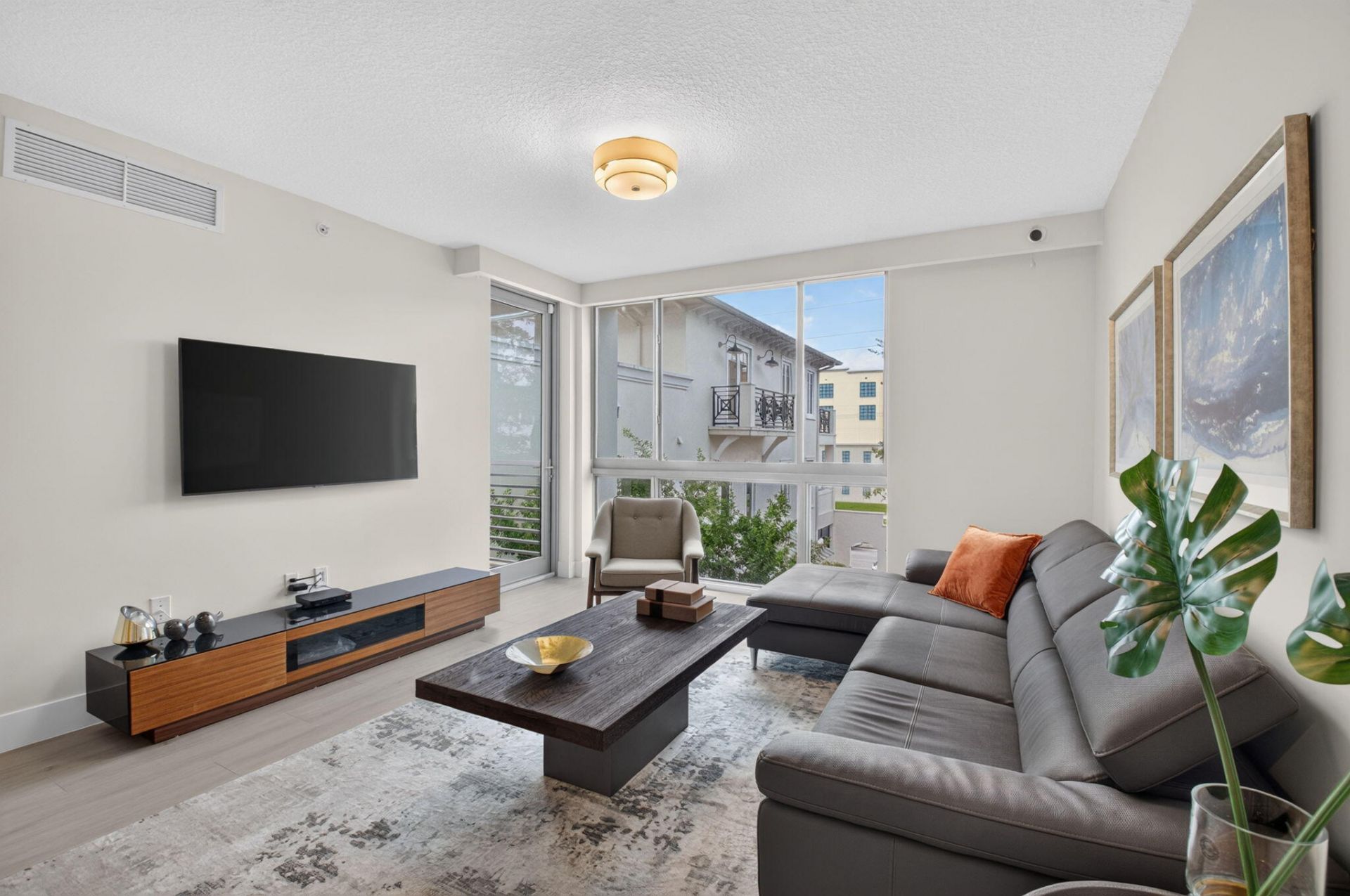 111 SE 1st Avenue, Unit 317, Delray Beach, FL 33444 Photo