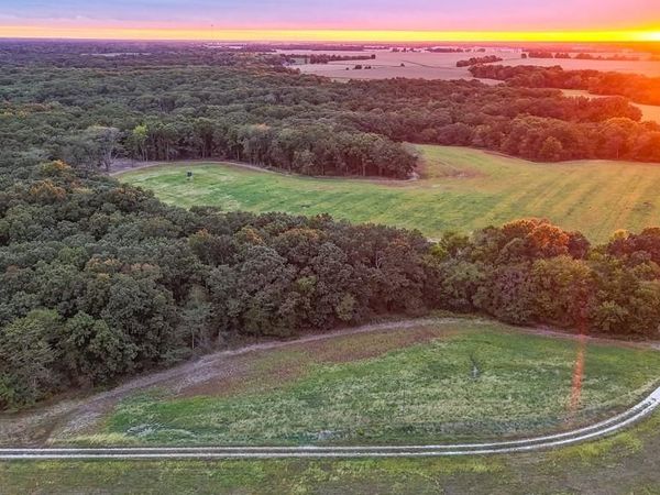 000 Highway DD, Bellflower, MO 63333