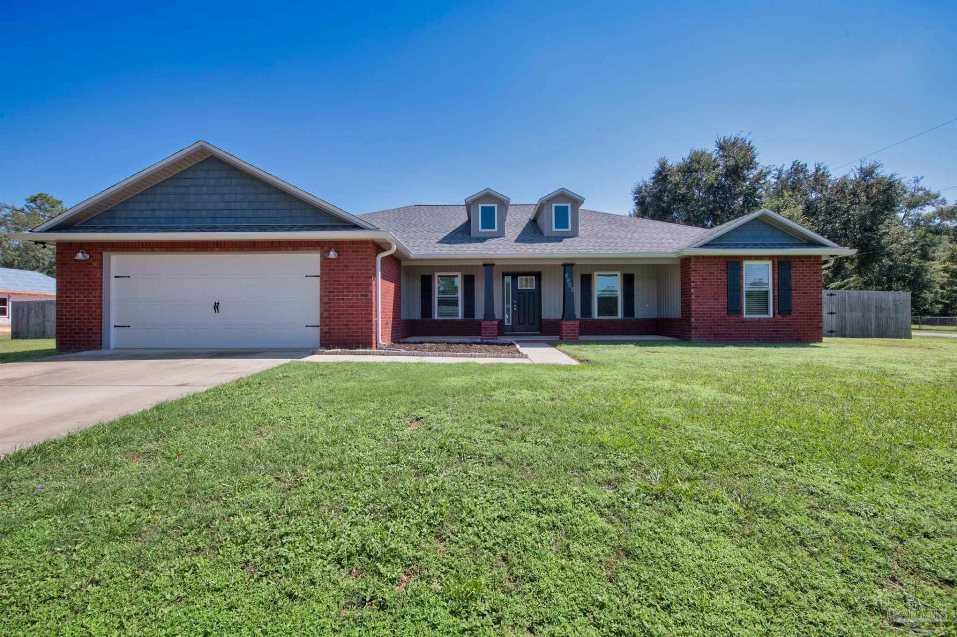4902 Landmark Ln, Pace, FL 32571 Main Photo