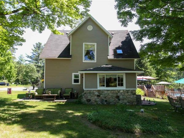 145 W Court Street, Boyne City, MI 49712