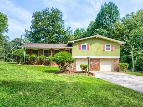 3435 Spring Valley Boulevard , College Park, GA 30349