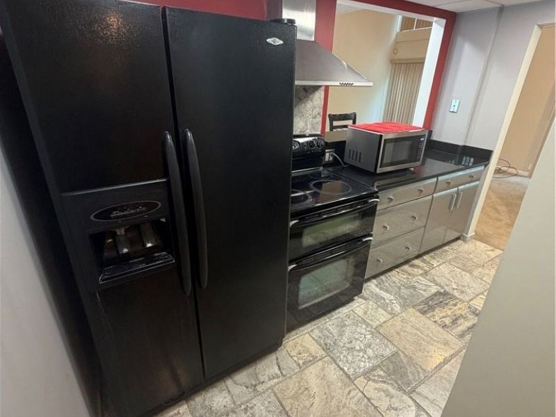 2 Sutton Place, Shaker Heights, OH 44120 Photo 7