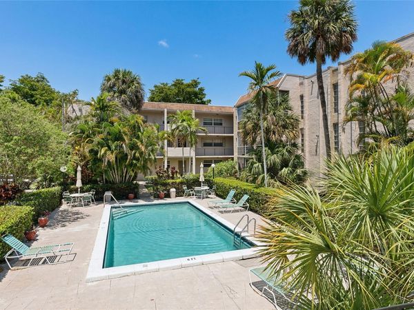 485 N Pine Island Road, Unit 105A, Plantation, FL 33324