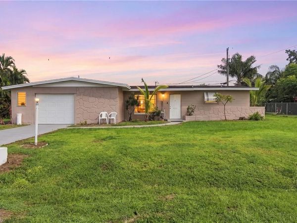 401 Penn RD W, LEHIGH ACRES, FL 33936