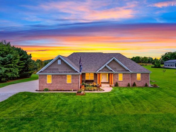 1628 Pickerington Road NW, Carroll, OH 43112