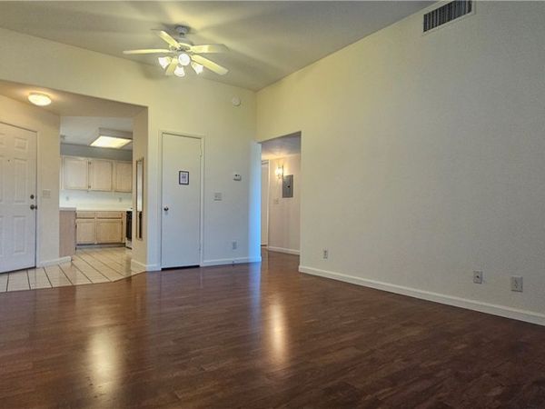 3125 N Buffalo Drive, Unit 2105, Las Vegas, NV 89128