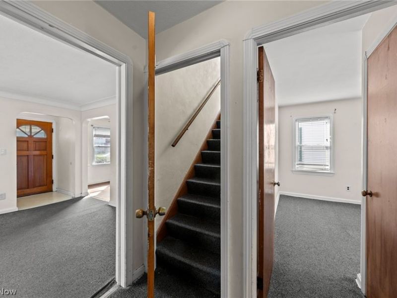 6006 Snow Road, Parma, OH 44129 Photo 12