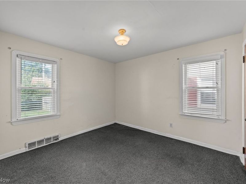 6006 Snow Road, Parma, OH 44129 Photo 13