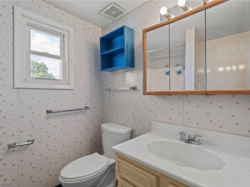 6006 Snow Road, Parma, OH 44129 Photo 23