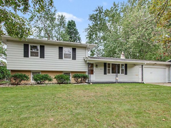 225 Eaton Street, Battle Creek, MI 49017
