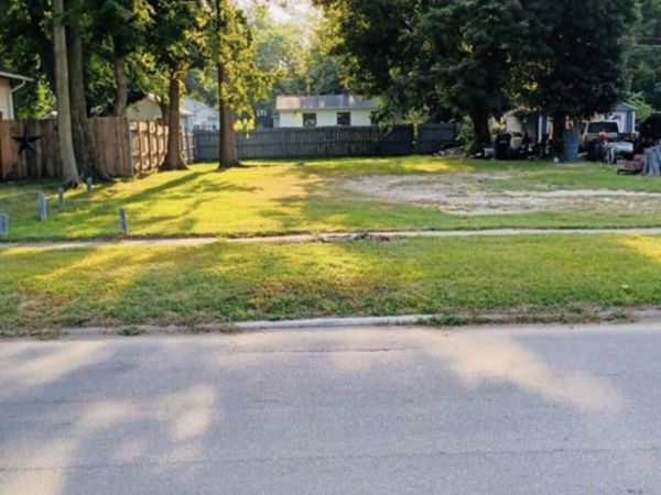 1145 Broadway, Benton Harbor, MI 49022