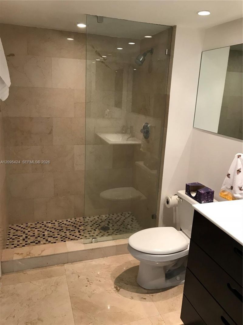 90 Alton Rd, Unit 2711, Miami Beach, FL 33139 Photo