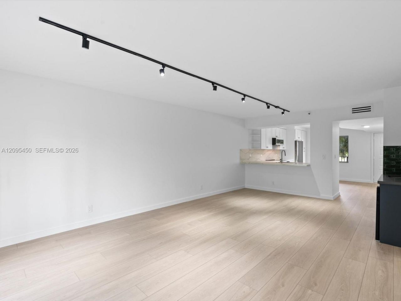 2200 S Cypress Bend Dr, Unit 303, Pompano Beach, FL 33069 Photo