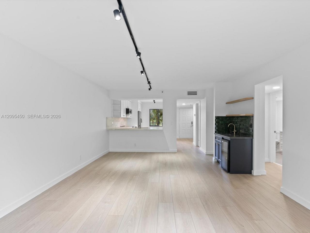 2200 S Cypress Bend Dr, Unit 303, Pompano Beach, FL 33069 Photo