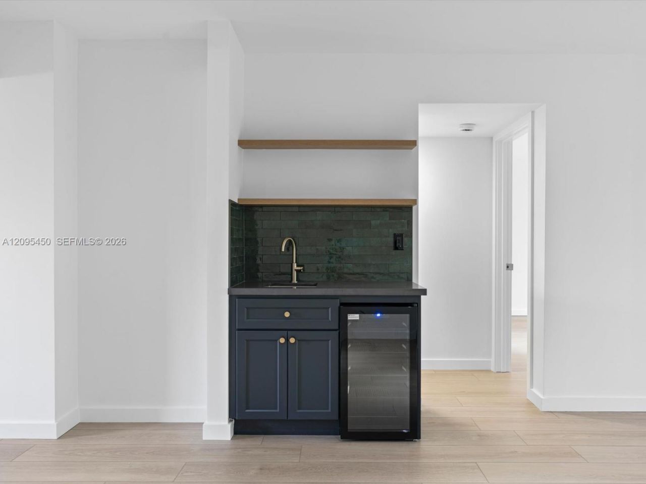 2200 S Cypress Bend Dr, Unit 303, Pompano Beach, FL 33069 Photo
