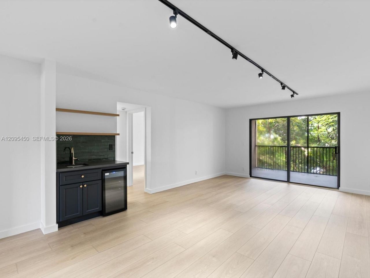 2200 S Cypress Bend Dr, Unit 303, Pompano Beach, FL 33069 Photo