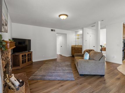 113 Chesterfield Way, Folsom, CA 95630 Photo