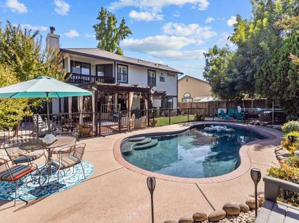 113 Chesterfield Way, Folsom, CA 95630 Photo
