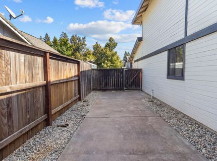 113 Chesterfield Way, Folsom, CA 95630 Photo