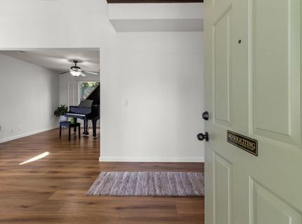 113 Chesterfield Way, Folsom, CA 95630 Photo
