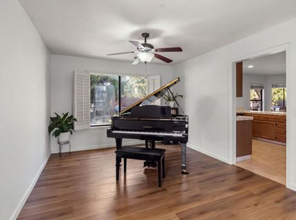 113 Chesterfield Way, Folsom, CA 95630 Photo