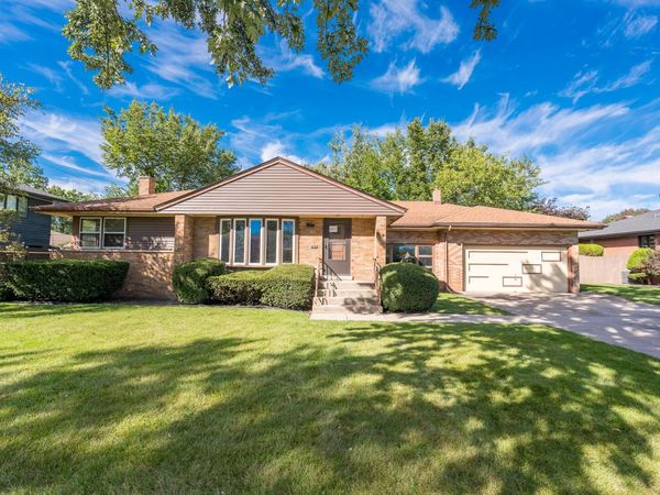 4510 N Oak Street, Norridge, IL 60706