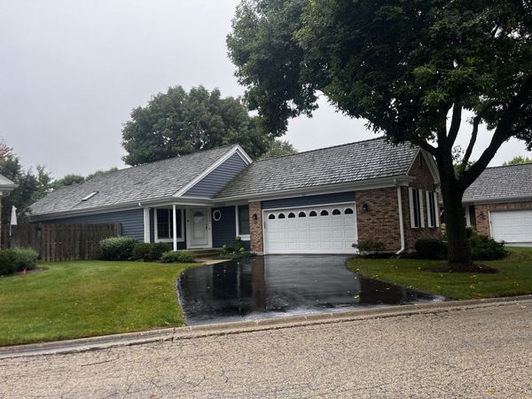 530 Park Barrington Way , Barrington, IL 60010