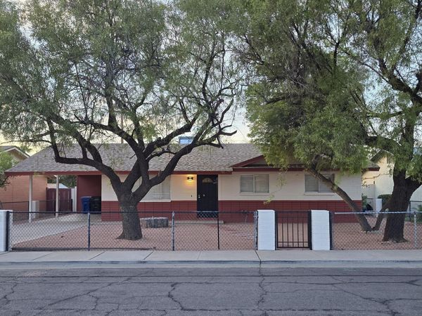 264 E 9TH Drive, Mesa, AZ 85210