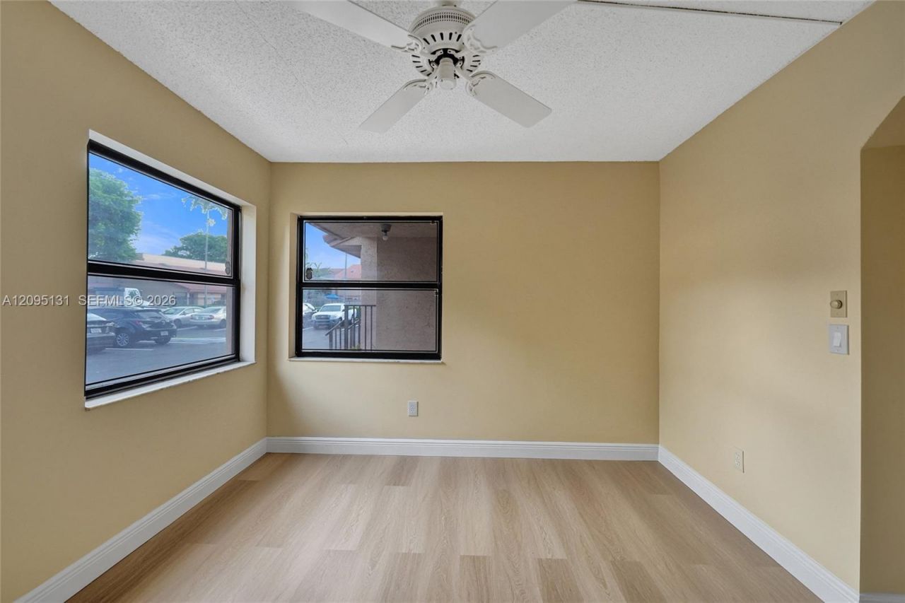 1043 SW 113th Ter , Pembroke Pines, FL 33025 Photo