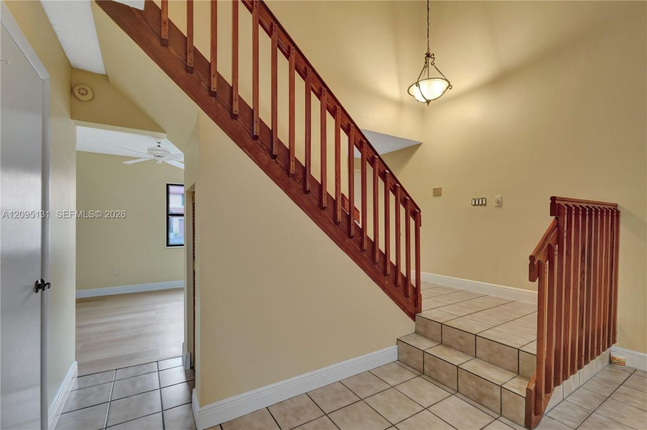 1043 SW 113th Ter , Pembroke Pines, FL 33025 Photo