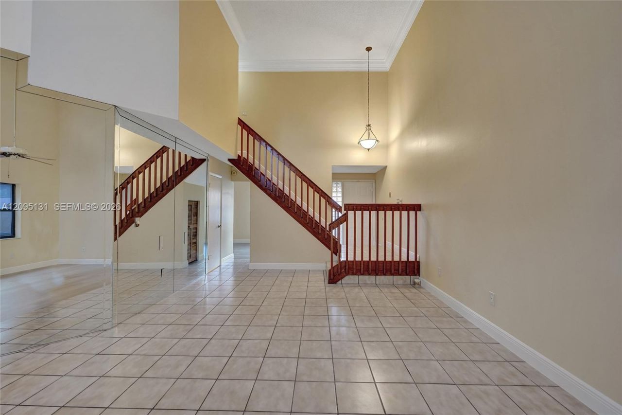 1043 SW 113th Ter , Pembroke Pines, FL 33025 Photo