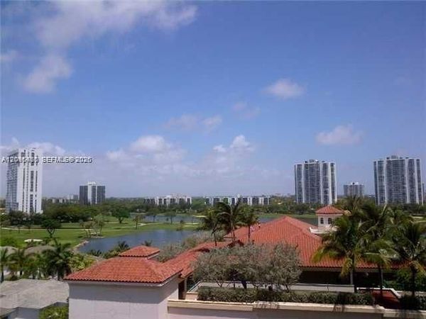 19900 E Country Club Dr , Unit 804, Aventura, FL 33180