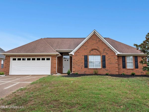 6130 E Morgan Manor Drive, Olive Branch, MS 38654